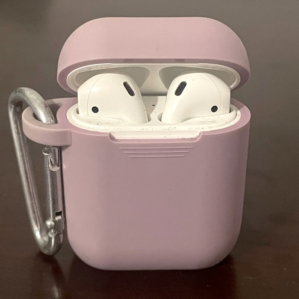 AirPods